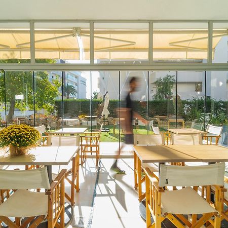 Hotel & Apartaments Thalassa Sport & Spa Roses Exterior photo